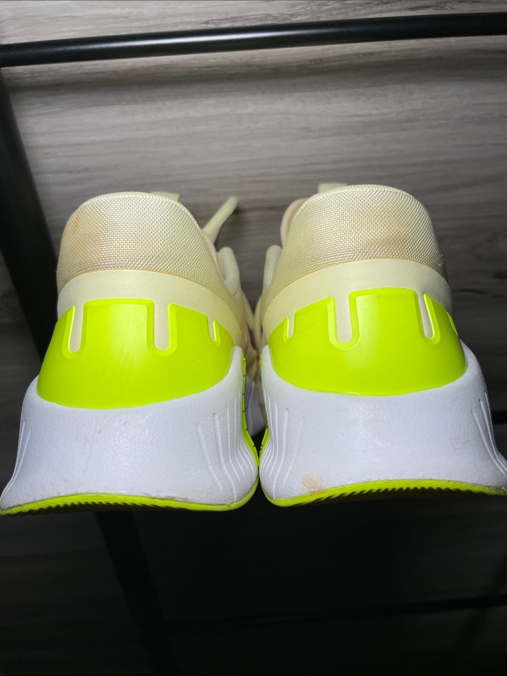 Women's Nike Free Metcon 5, Size 8.5 US - Picture 6 of 9